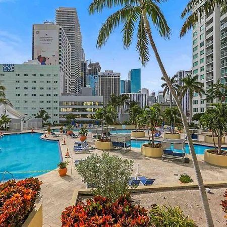 Resort And Luxurious Living In Downtown Miami Bagian luar foto