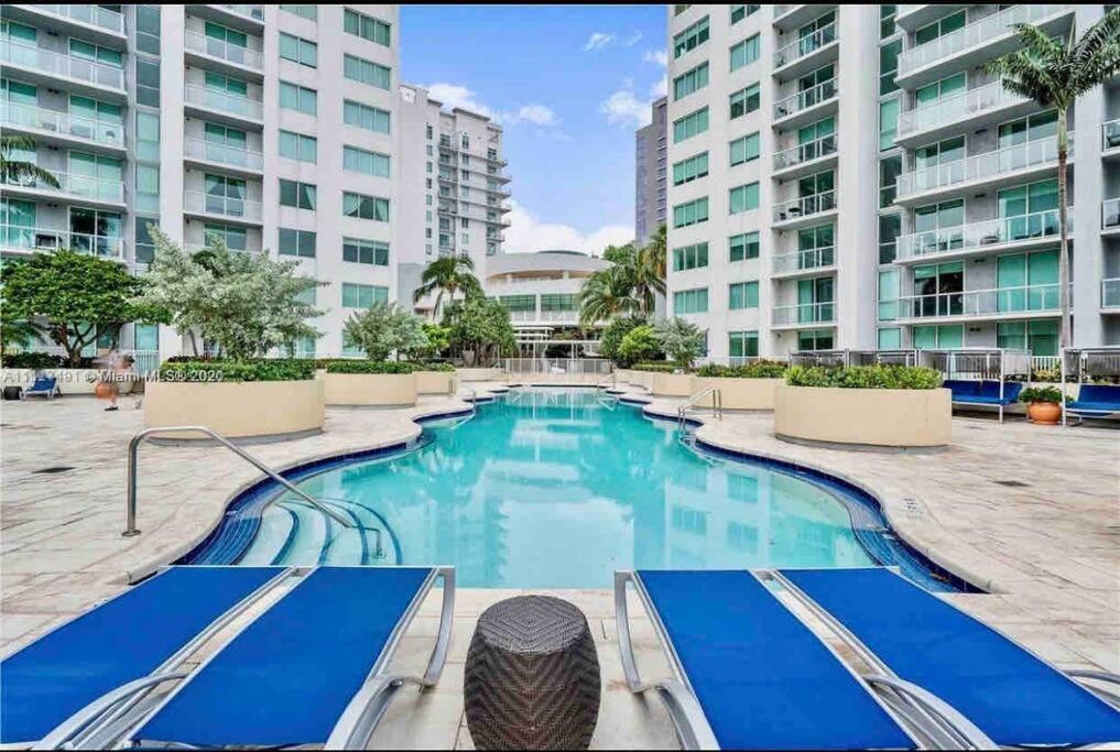 Resort And Luxurious Living In Downtown Miami Bagian luar foto