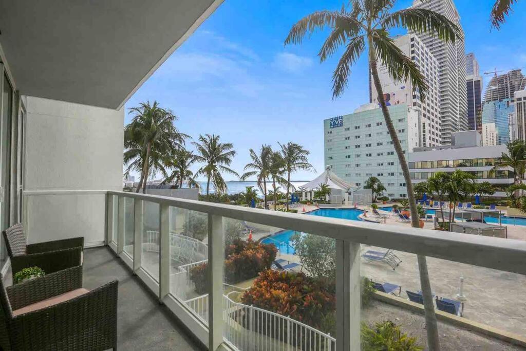 Resort And Luxurious Living In Downtown Miami Bagian luar foto